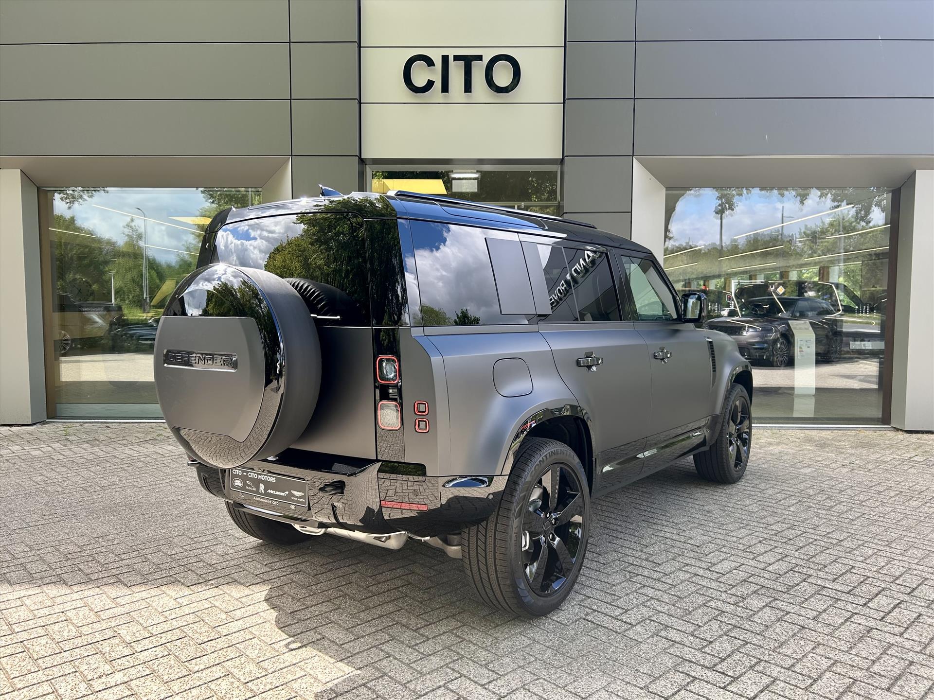 Land Rover Defender P300e PHEV X-Dynamic HSE Edition - Afbeelding 3