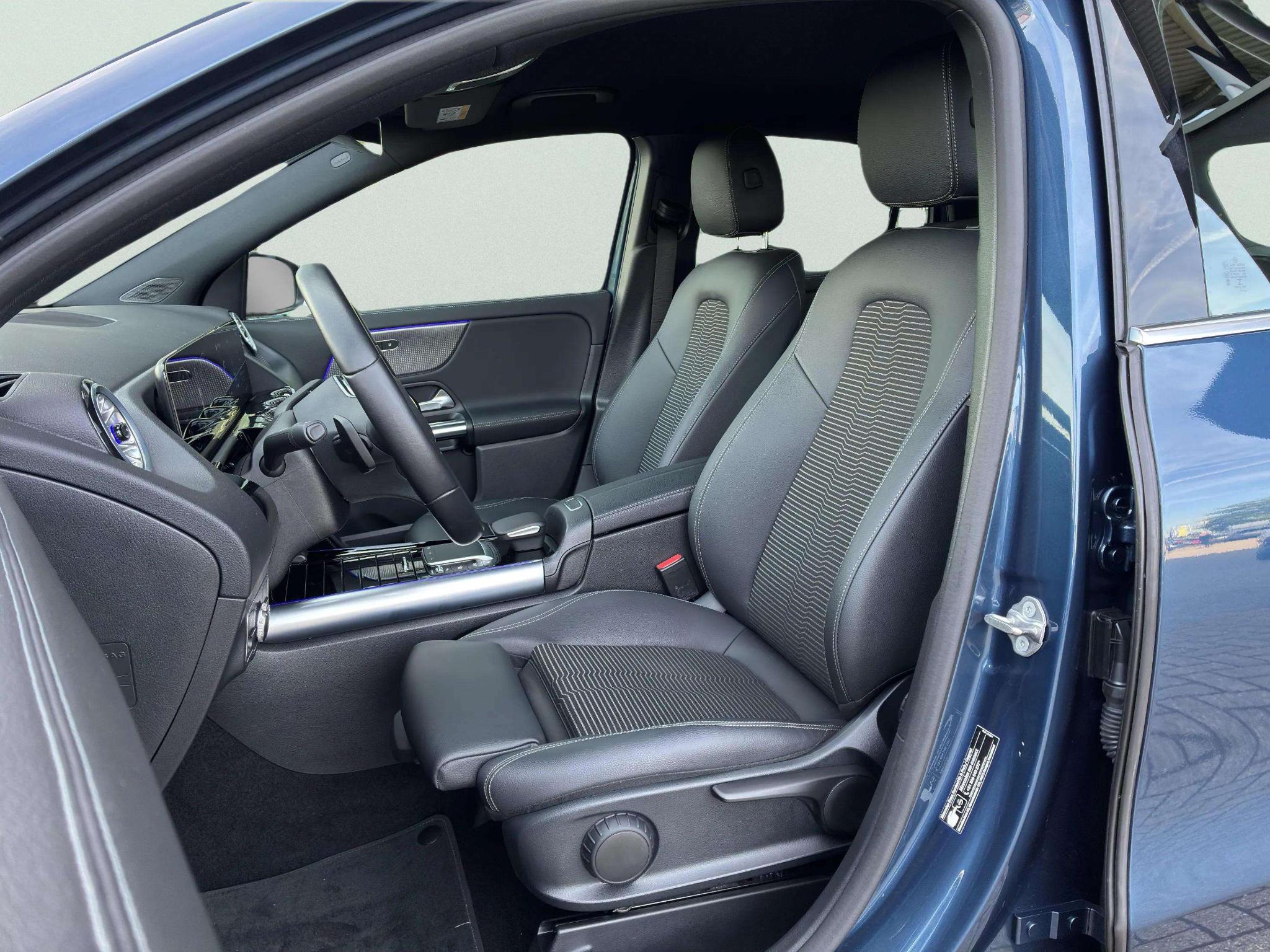 Mercedes-Benz GLA 200 Luxury Line - Afbeelding 5