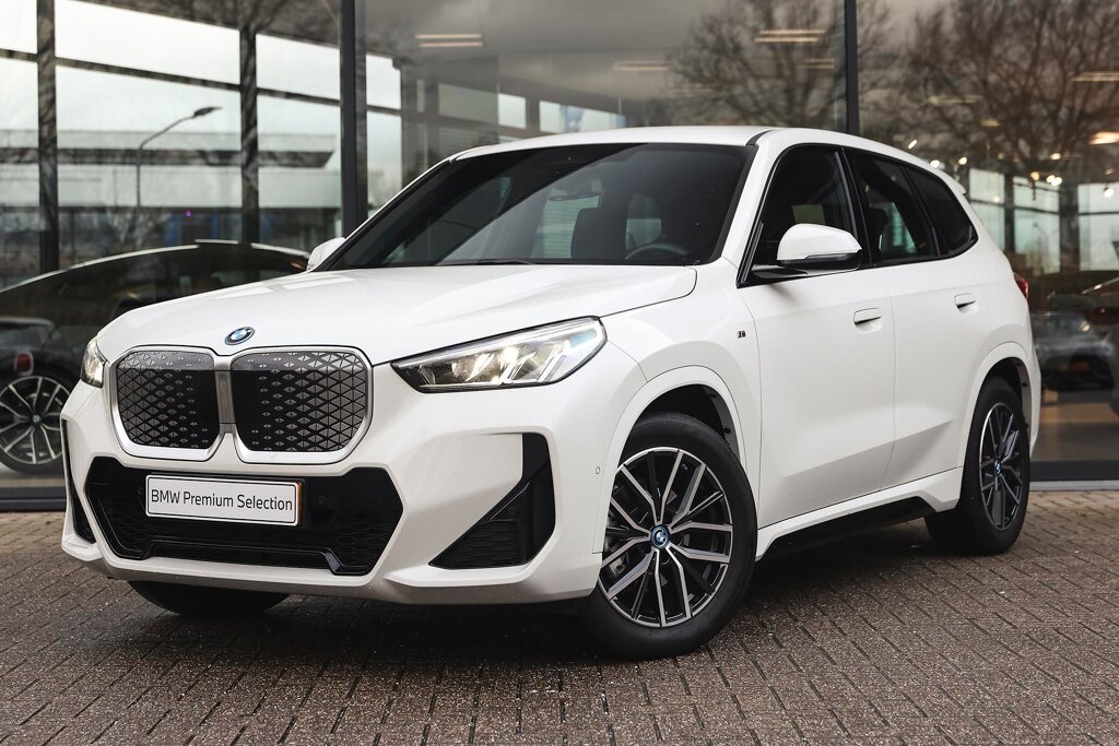 BMW iX1 1