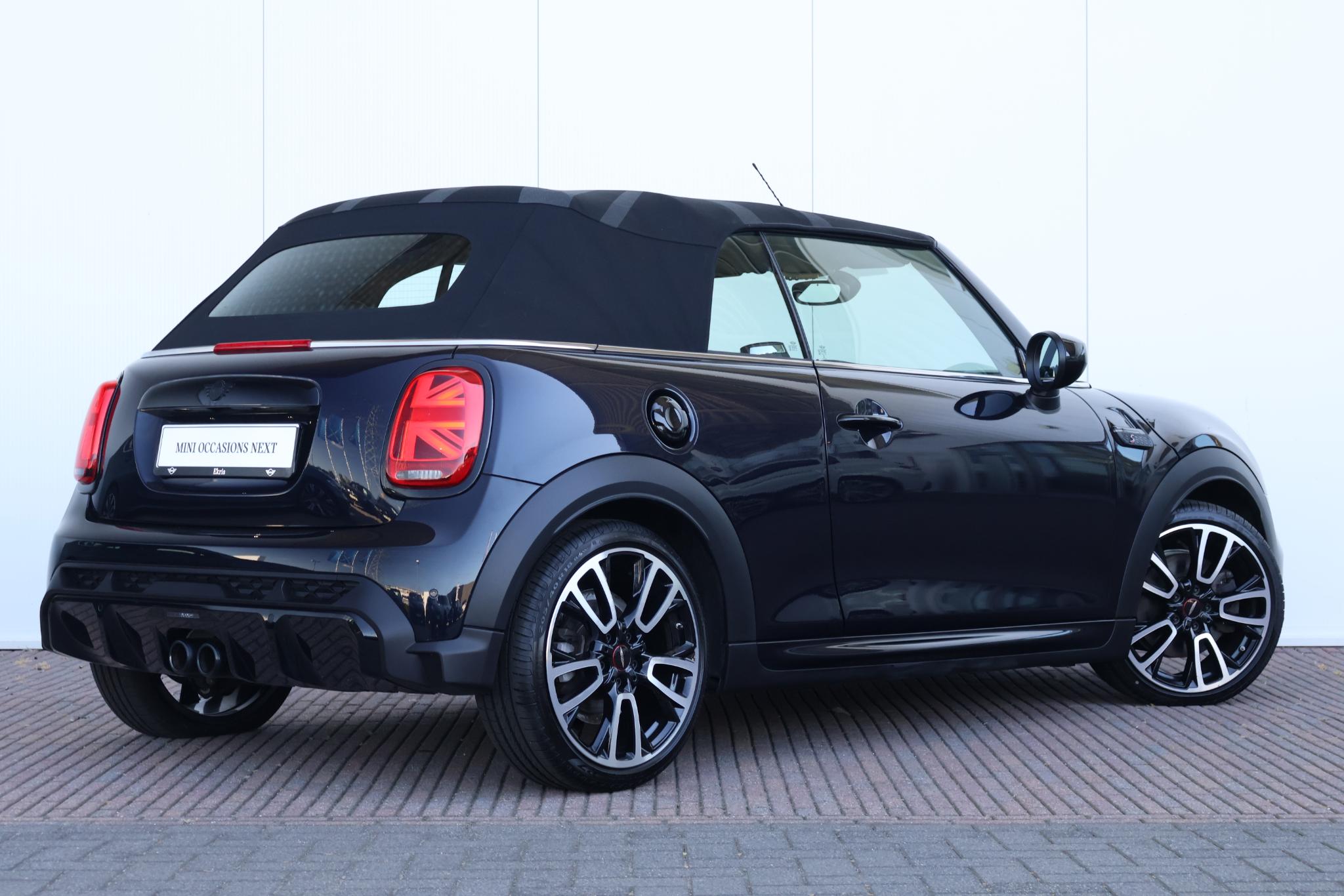 MINI Cabrio