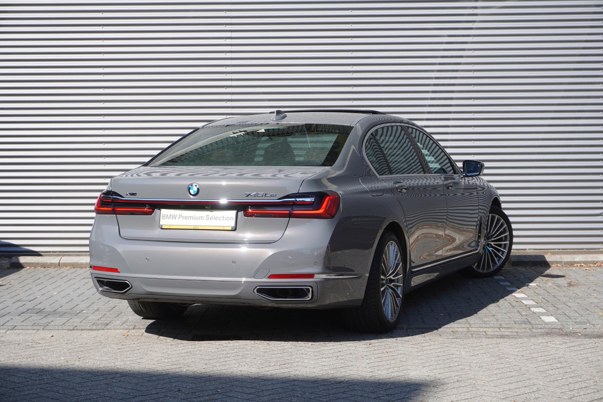 BMW 7 Serie Limousine 745Le xDrive - Afbeelding 2