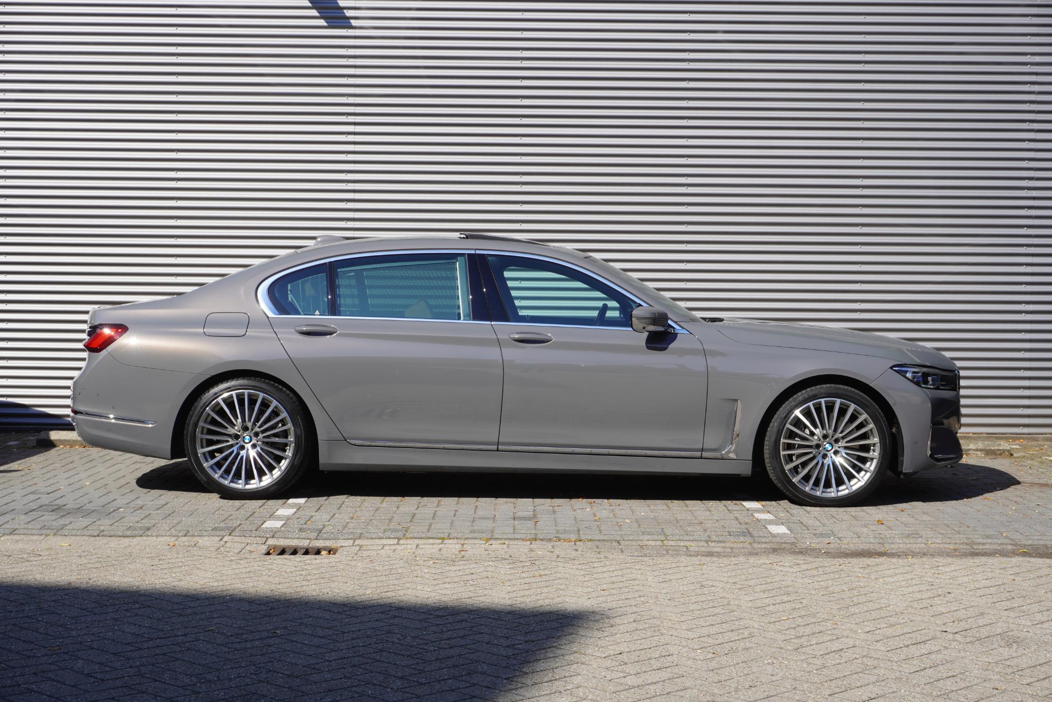 BMW 7 Serie Limousine 745Le xDrive - Afbeelding 4