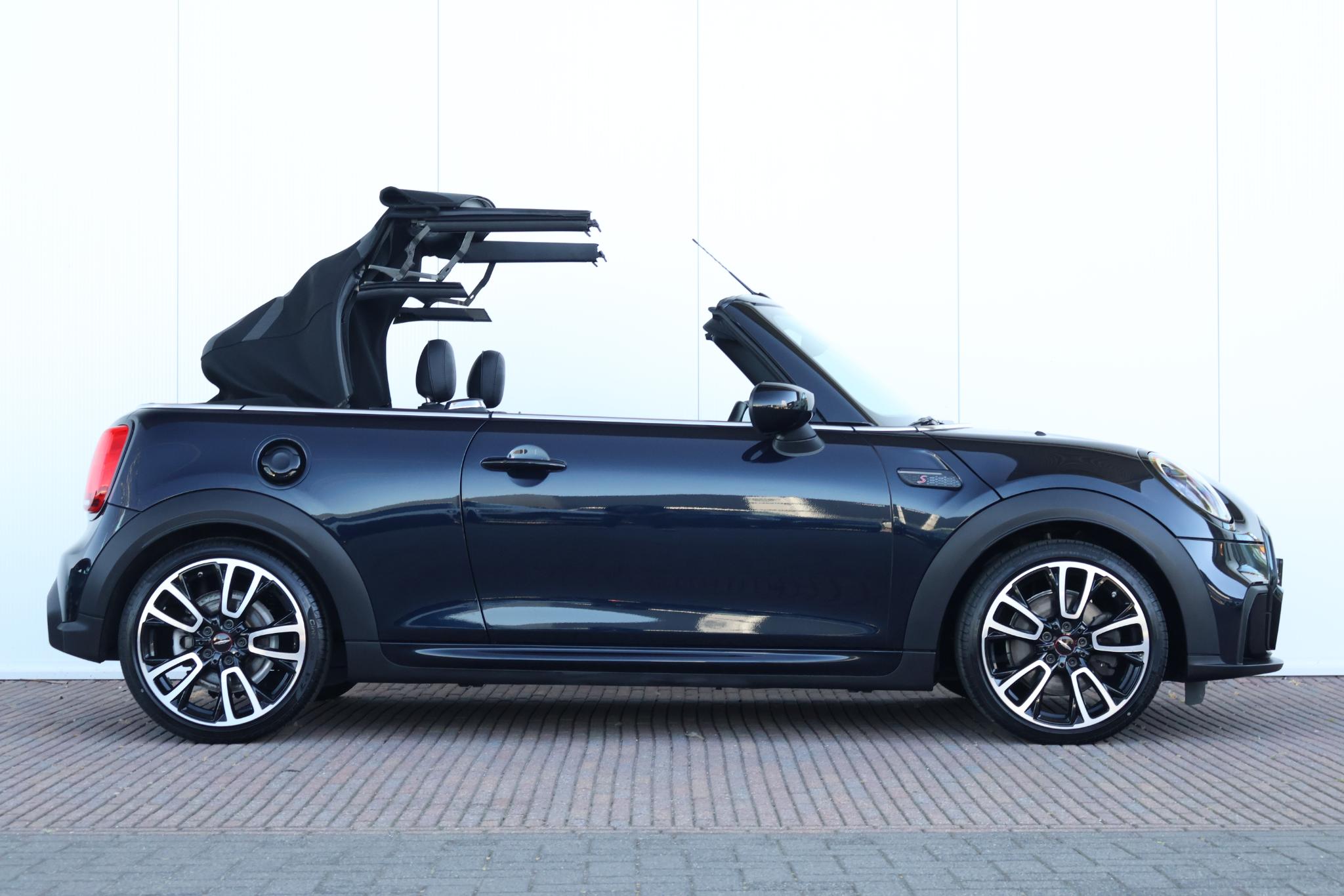 MINI Cabrio