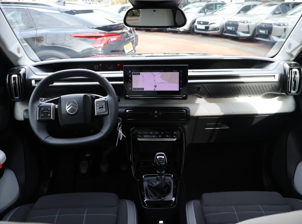 Citroën C3 1.2 Turbo S&S 100PK Max, Rijklaarprijs | Stoelverwarming | Stuurverwarming | Navigatie | Camera | DAB+ | Climate control - Afbeelding 5