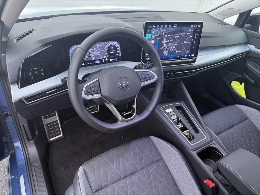 Volkswagen Golf 1.5 eHybrid Life
