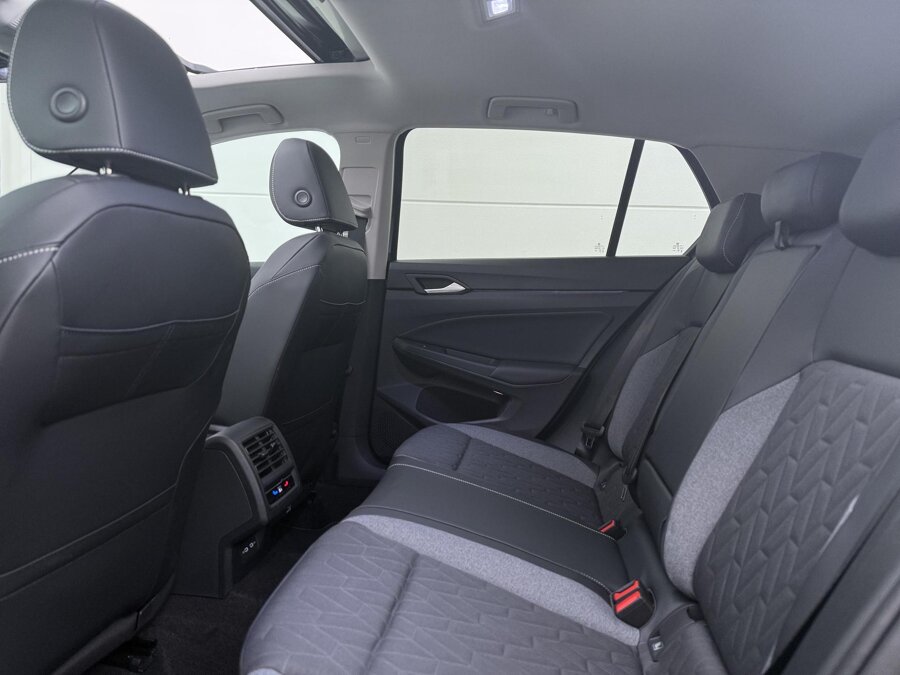 Volkswagen Golf 1.5 eHybrid Life