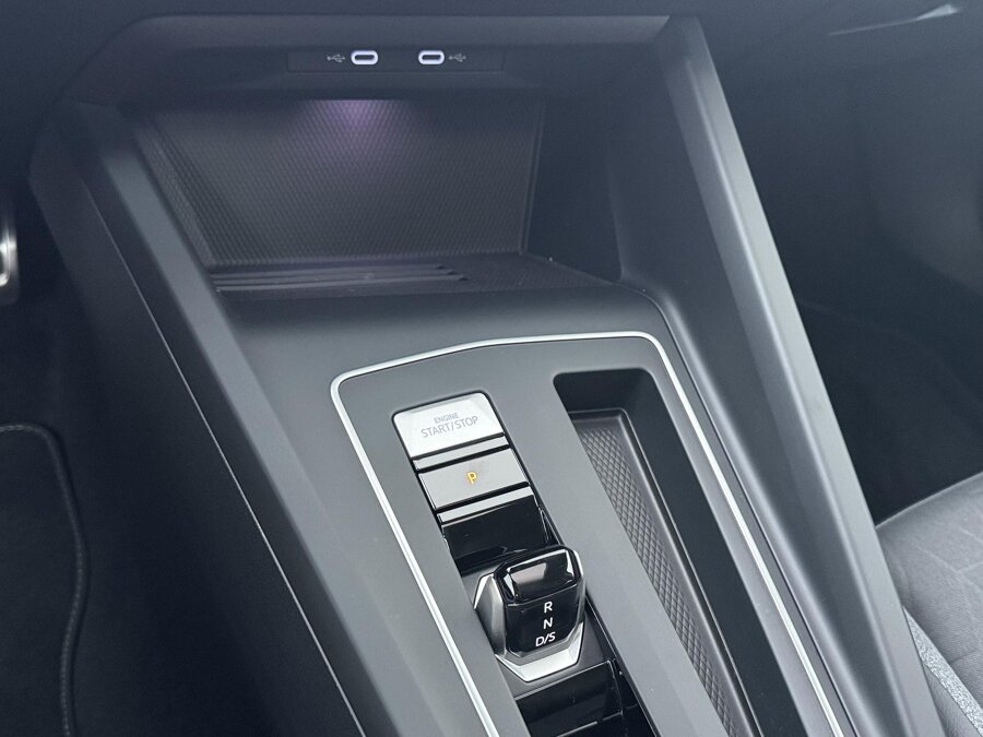 Volkswagen Golf 1.5 eHybrid Life