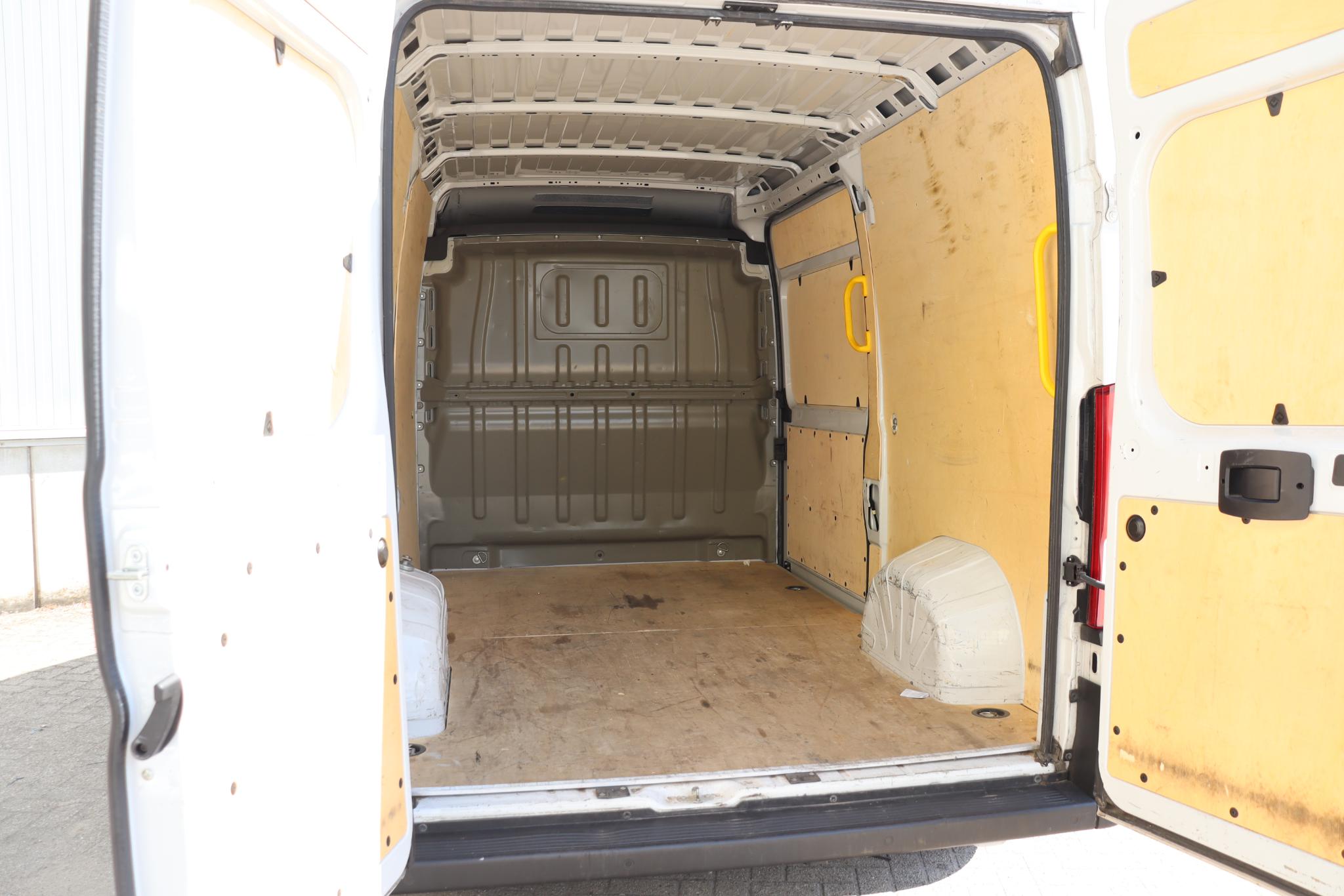 Opel Movano (21)