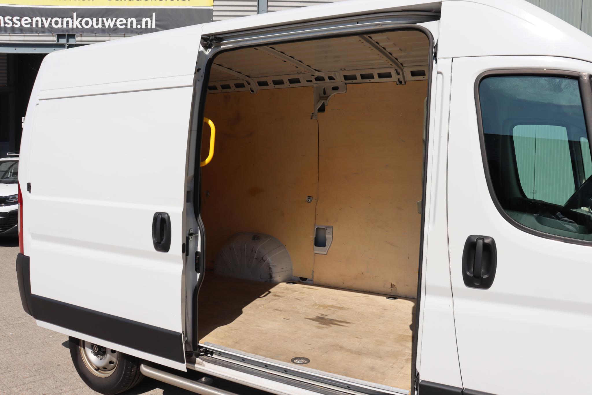 Opel Movano (23)