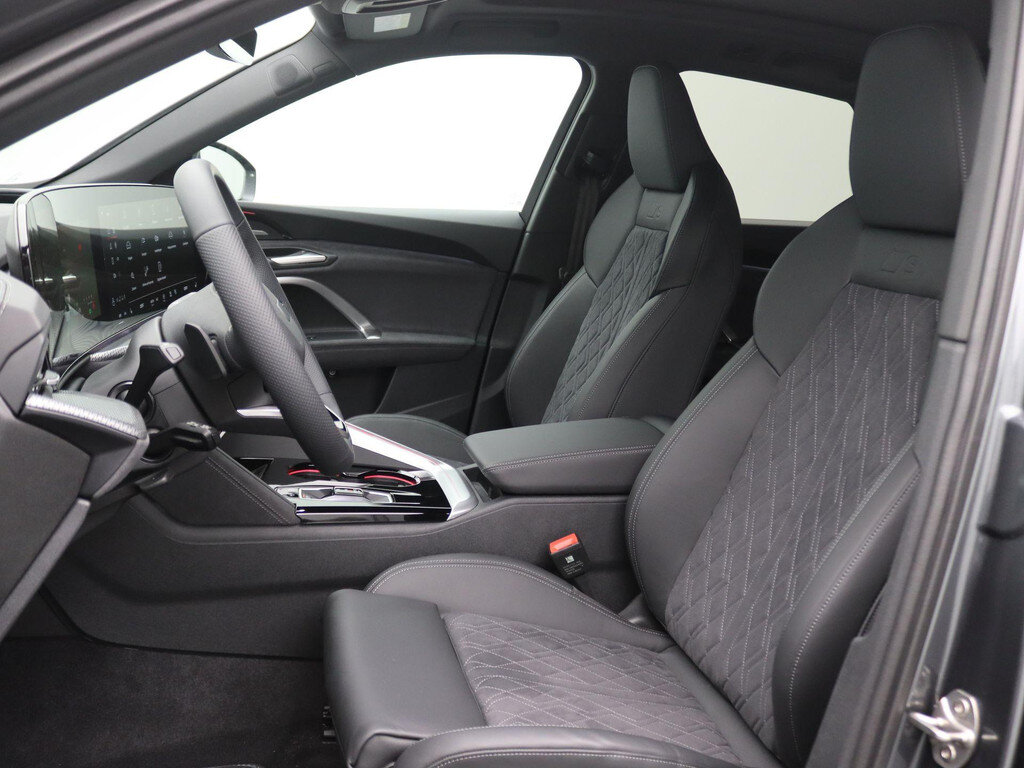 Audi Q5 2.0 TFSI e-hybrid quattro S edition Competition Scherm passagier, head-up, panoramadak, Trekhaak, S-Line, Memorystoel, 21" LM Velgen, Side Assist, Keyless, Elektr. Achterklep, Head-Up Display - Afbeelding 5