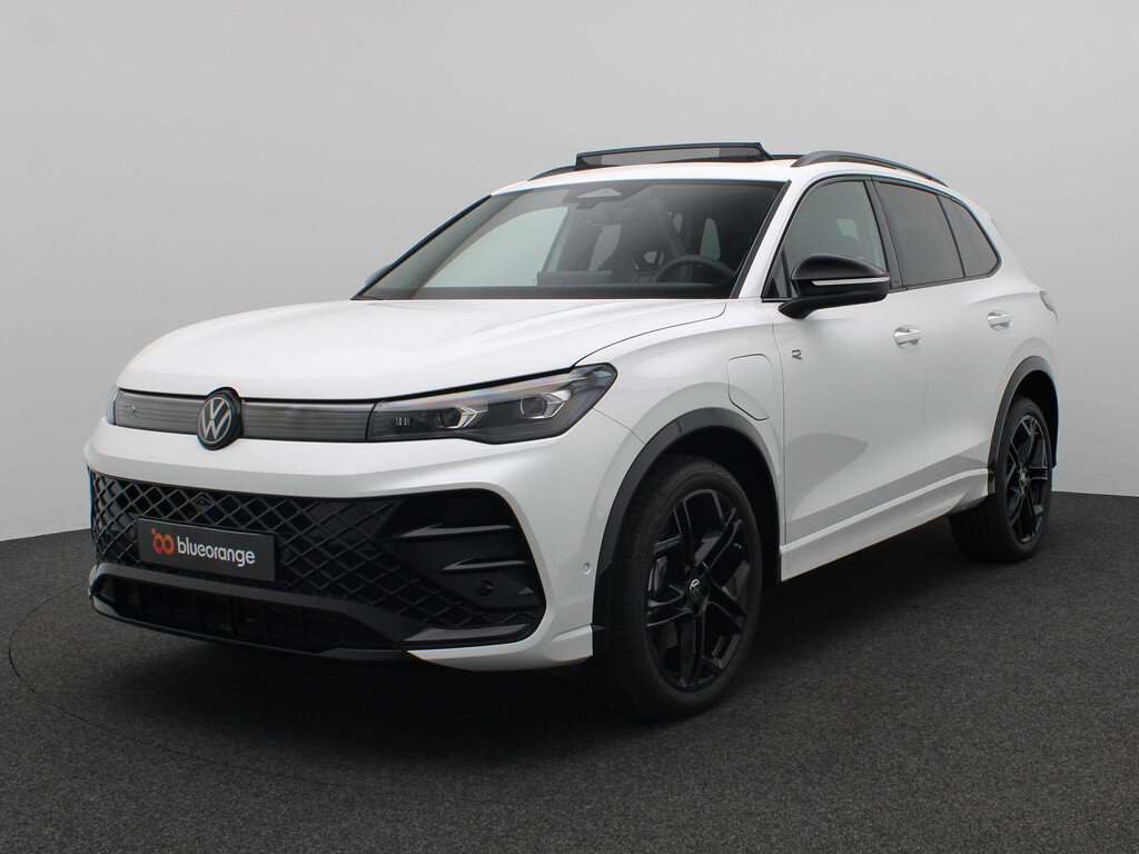 Volkswagen Tiguan 1.5 eHybrid R-Line Edition 272PK DSG Panoramadak, 360gr. Camera, Black Style, 20" LM Velgen, Head-Up Display, Harman Kardon Audio, Elektr. Achterklep - Afbeelding 2