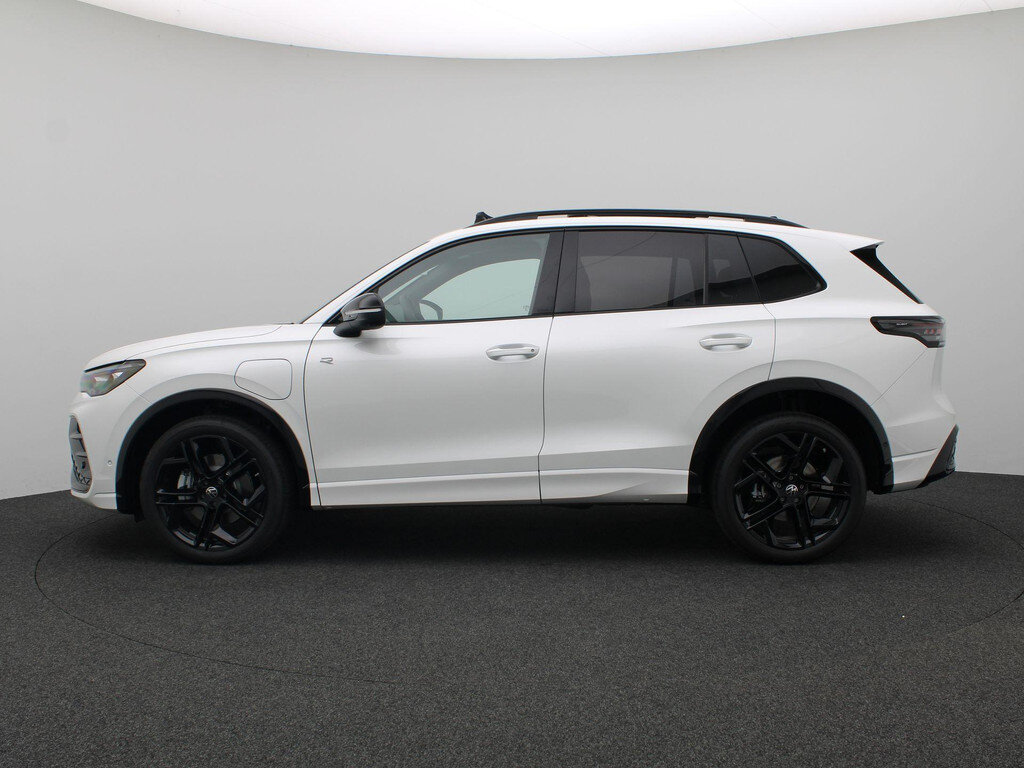 Volkswagen Tiguan 1.5 eHybrid R-Line Edition 272PK DSG Panoramadak, 360gr. Camera, Black Style, 20" LM Velgen, Head-Up Display, Harman Kardon Audio, Elektr. Achterklep - Afbeelding 3