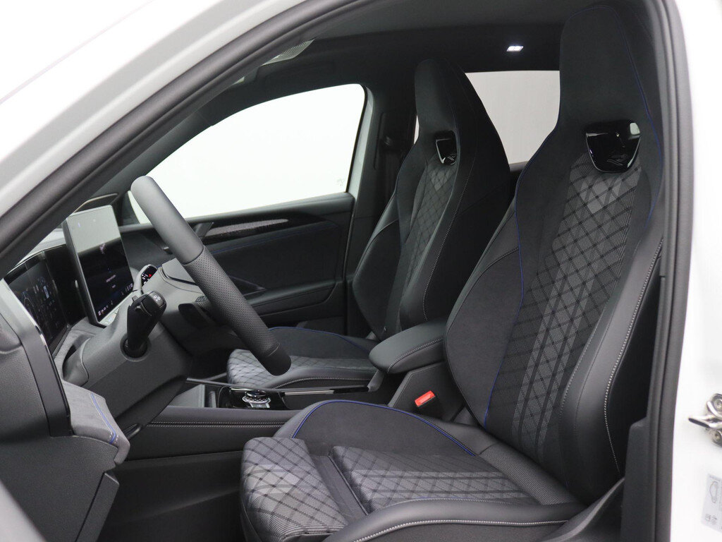 Volkswagen Tiguan 1.5 eHybrid R-Line Edition 272PK DSG Panoramadak, 360gr. Camera, Black Style, 20" LM Velgen, Head-Up Display, Harman Kardon Audio, Elektr. Achterklep - Afbeelding 5