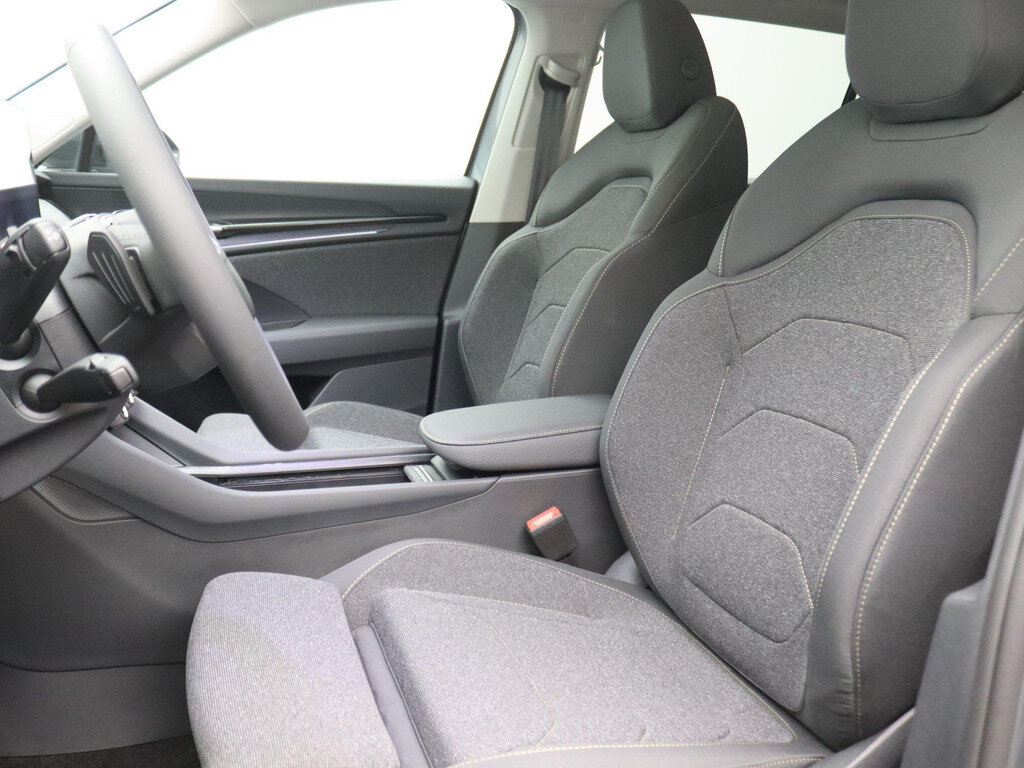 Skoda Kodiaq 1.5 TSI PHEV Business Edition Plus Pano-Schuifdak, Trekhaak, 19` LM Velgen, Stoelverwarming, Keyless, Virtual Pedal, Navi, Side Assist, Stuurwielverwarming, Memorystoel - Afbeelding 5