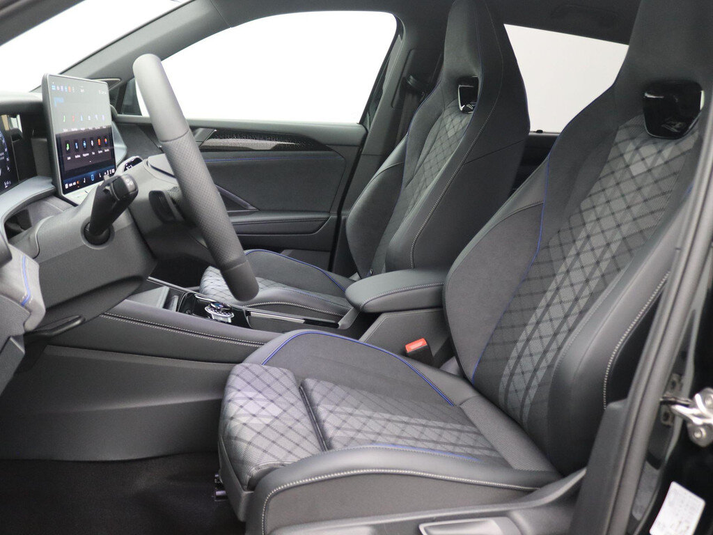 Volkswagen Tayron 1.5 eHybrid R-Line Edition 272PK DSG Panoramadak, Trekhaak, Head-Up Display, Black Style, 20" LM Velgen, 360gr. Camera, Harman Kardon Audio, Side Assist - Afbeelding 5