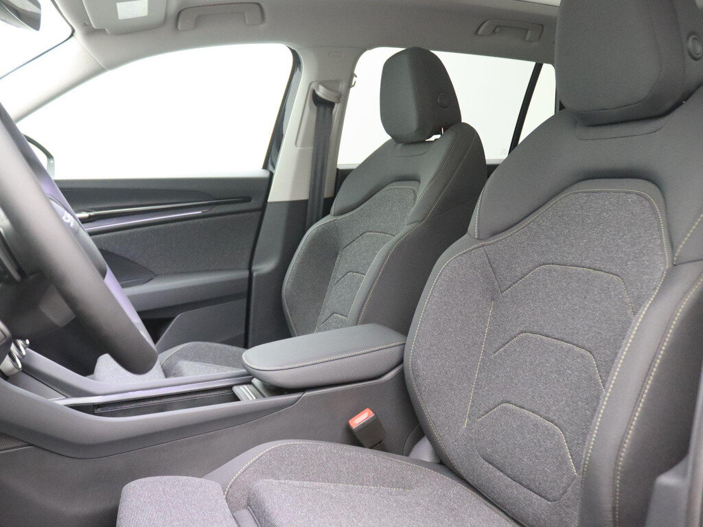 Skoda Kodiaq 1.5 TSI PHEV Business Edition Plus 204PK DSG Pano-Schuifdak, Trekhaak Wegklapbaar, Keyless, Matrix-Led verlichting, Stoelverwarming, 19'' LM Velgen - Afbeelding 5
