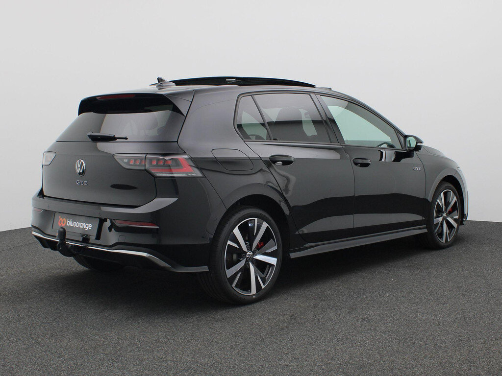 Volkswagen Golf 1.5 eHybrid GTE 272 PK SOH 100%, Panorama Dak, Head-up Display, Dodehoek Detectie, Keyless, Matrix Led, Stoelverwarming, Trekhaak - Afbeelding 4