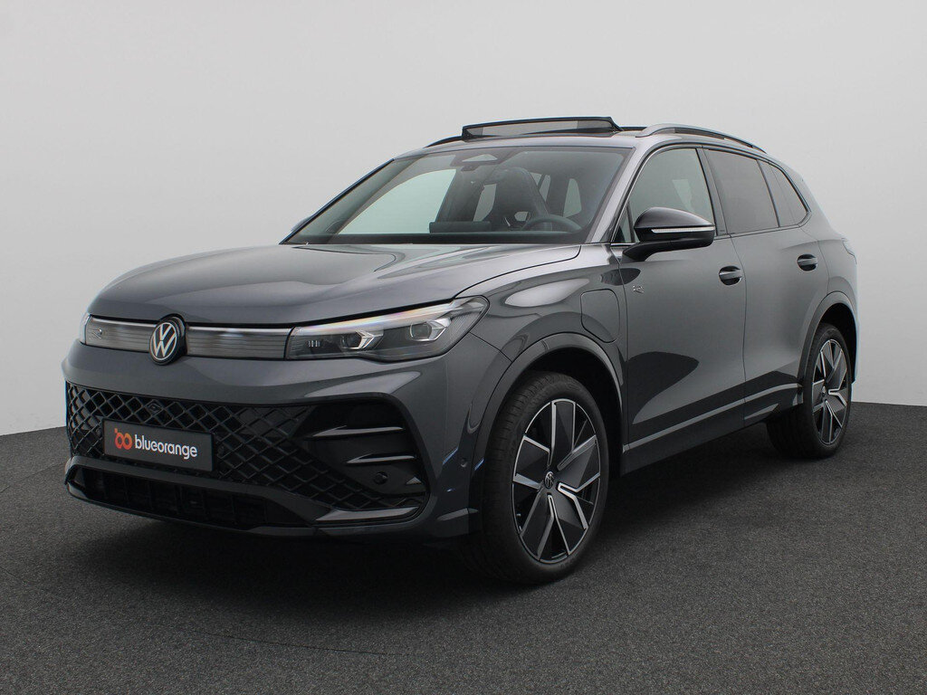 Volkswagen Tiguan 1.5 eHybrid R-Line Edition 272PK DSG Panoramadak, Trekhaak, 360gr. Camera, Black Style, 20" LM Velgen, Head-Up Display, Harman Kardon Audio, Elektr. Achterklep - Afbeelding 2