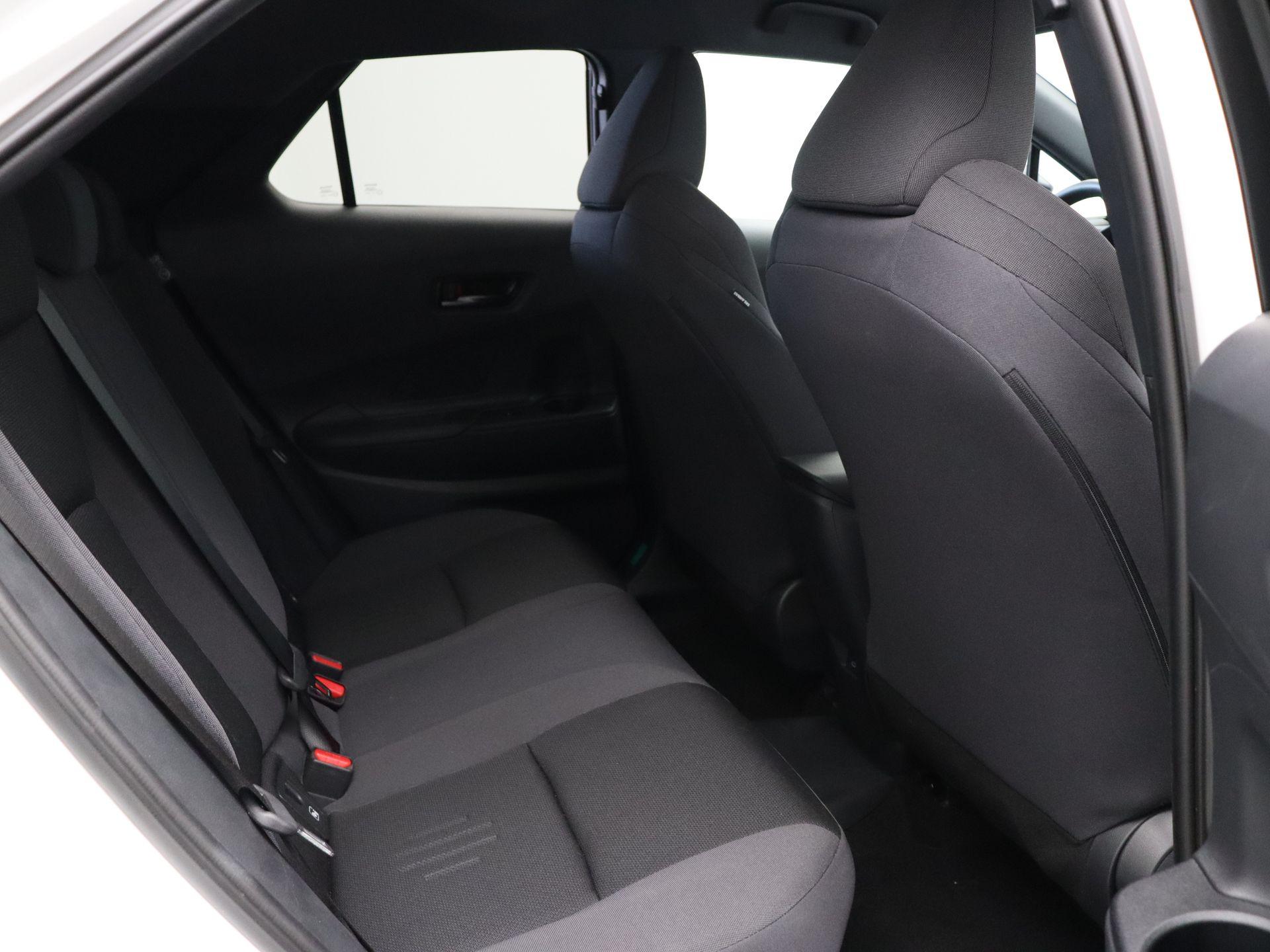 Toyota C-HR 2.0 Plug-in Hybrid 220 First Edition - Afbeelding 7