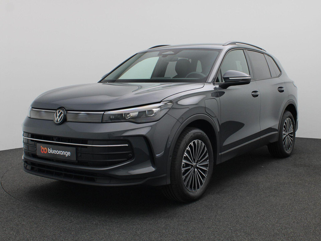 Volkswagen Tiguan 1.5 eHybrid Life Edition 204PK DSG Trekhaak, 360gr. Camera, Zwarte hemelbekleding, 18" LM Velgen, Navi via Apple Carplay/Android Auto, Keyless, Elektr. Achterklep, Side Assist - Afbeelding 2