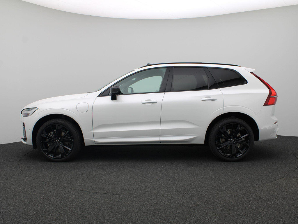 Volvo XC60 2.0 T8 Plug-in hybrid AWD Plus Dark 455PK Aut. Panoramadak, 21" LM Velgen, 360gr. Camera, Head-Up Display, Elektr. Achterklep, Keyless, Memorystoel - Afbeelding 3