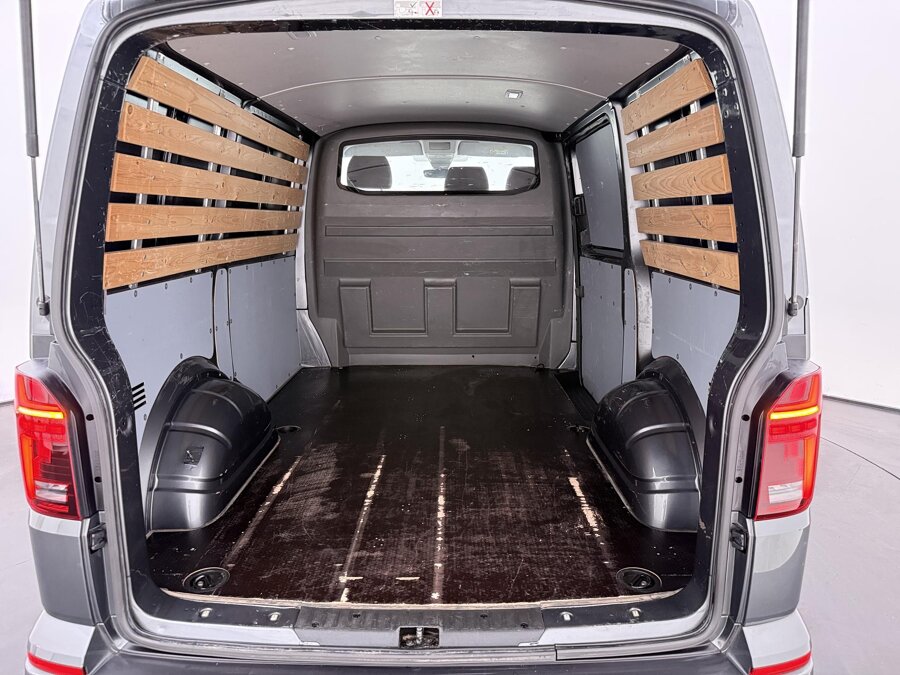 Volkswagen Bedrijfswagens Transporter 2.0 TDI 150 PK DSG L1H1 28 Bulli