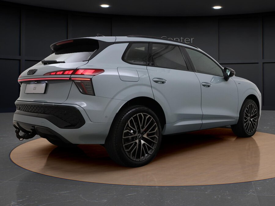 Audi Q3 S edition 1.5 e-hybrid 200 kW / 272 PK