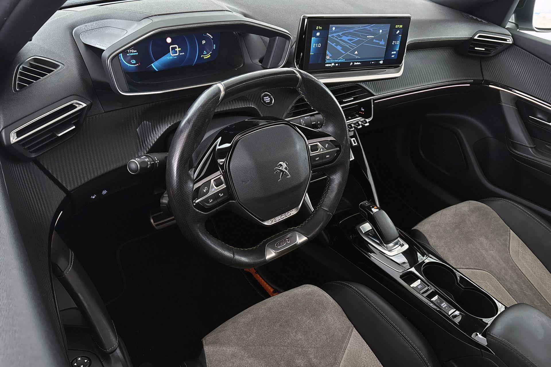 Peugeot e-2008