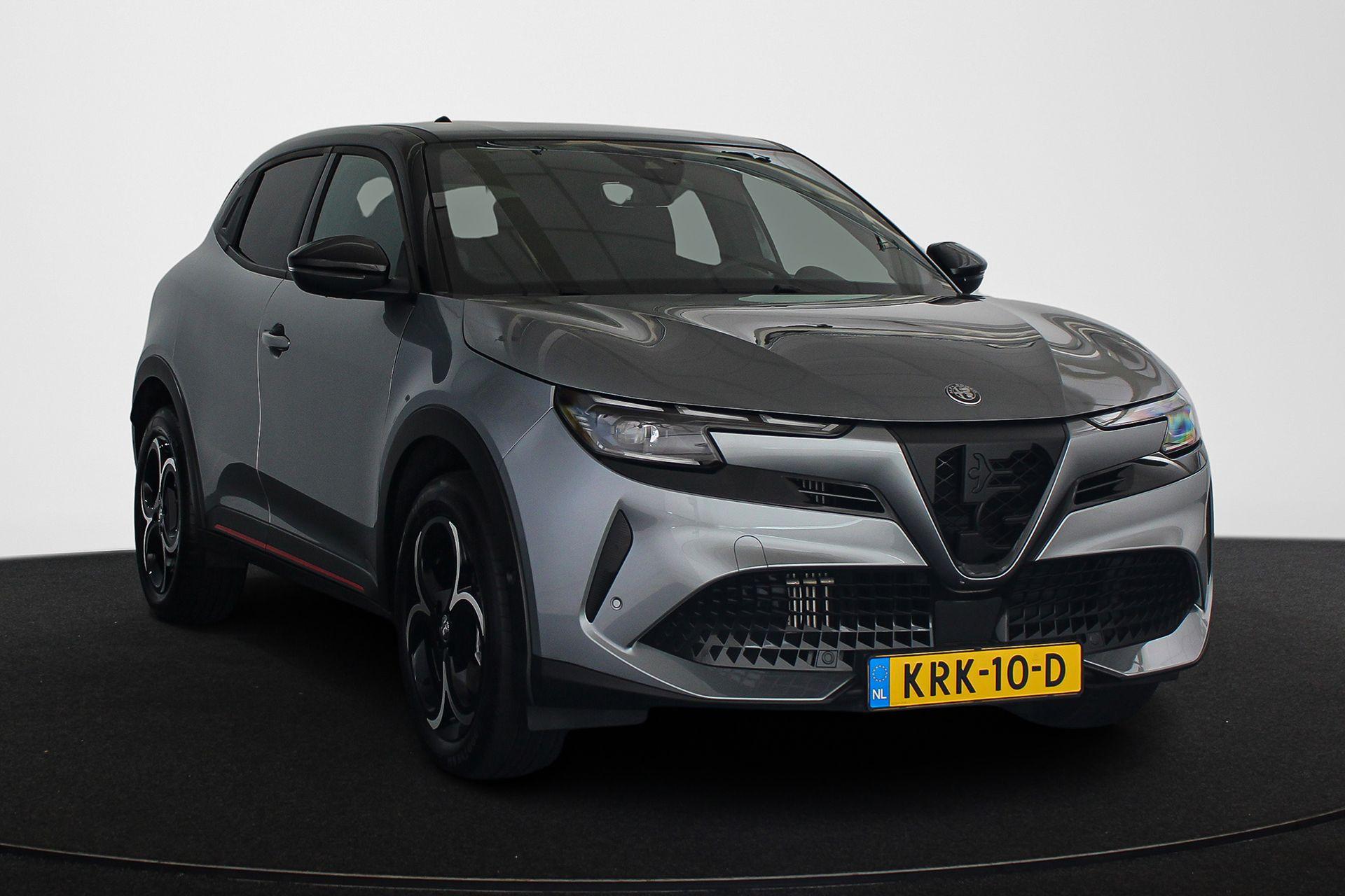 Alfa Romeo Junior 1.2 Turbo Hybrid Ibrida Speciale - Afbeelding 2