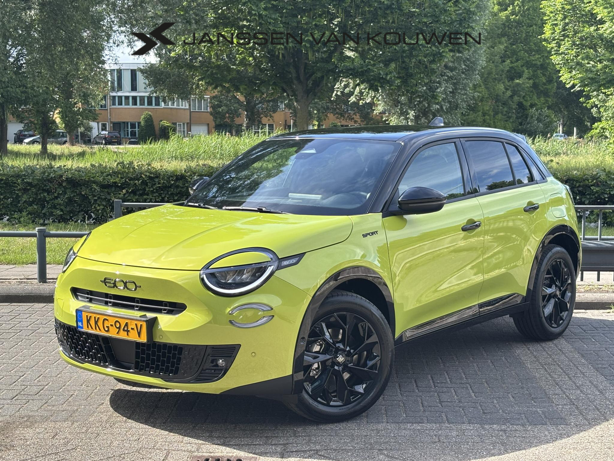 Fiat 600e SPORT 54 kWh