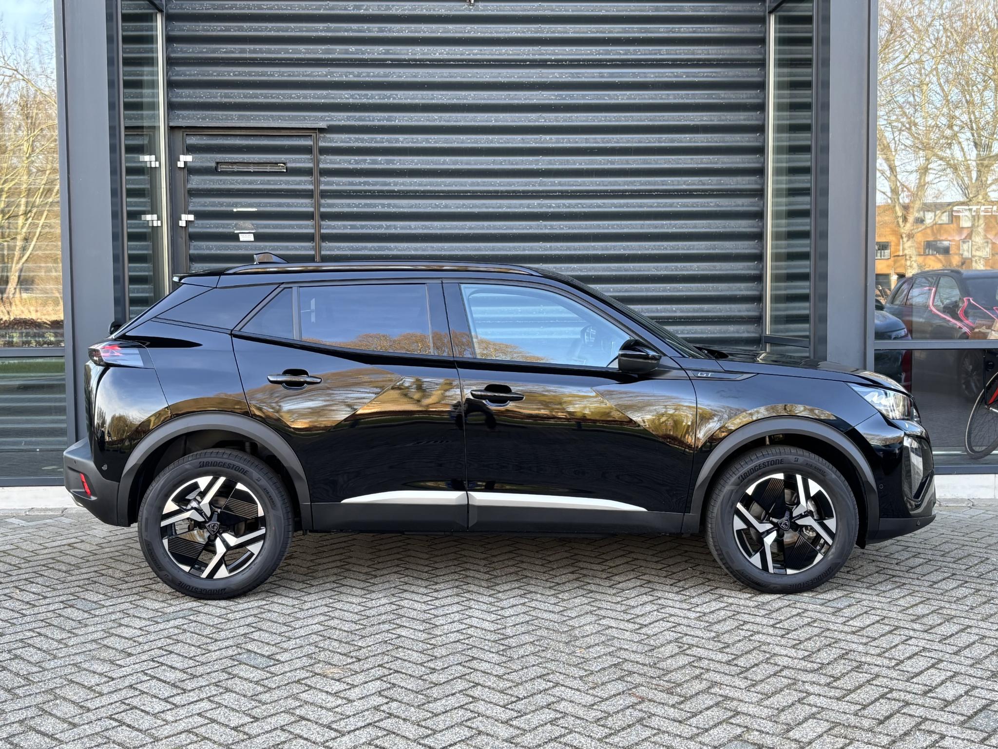 Peugeot 2008 1.2 Hybrid 145 GT - Afbeelding 4