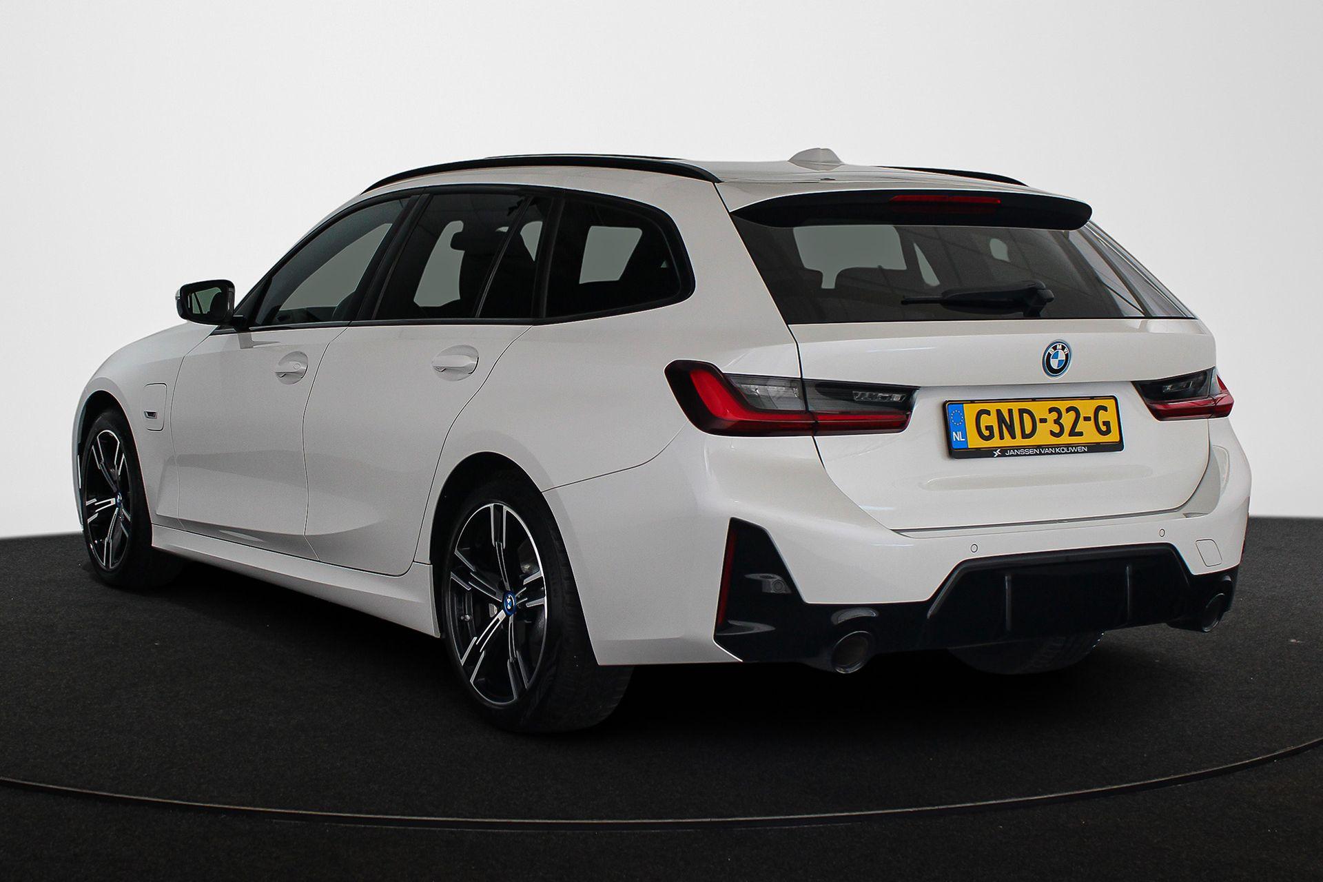 BMW 3 Serie Touring 320e - Afbeelding 4