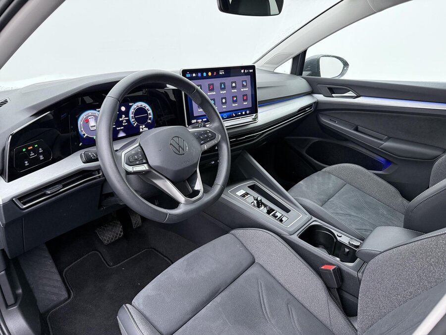 Volkswagen Golf Variant 1.5 eTSI Life Edition