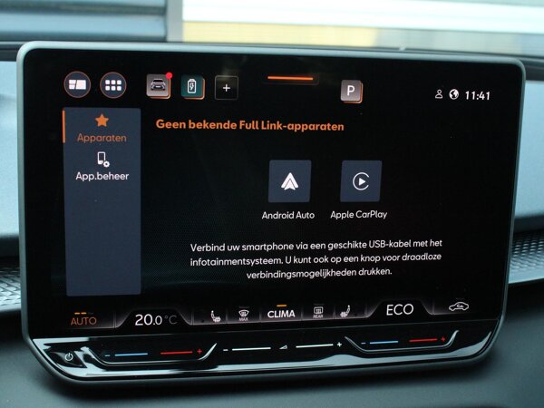 Apple Carplay/Android Auto Apple Carplay/Android Auto