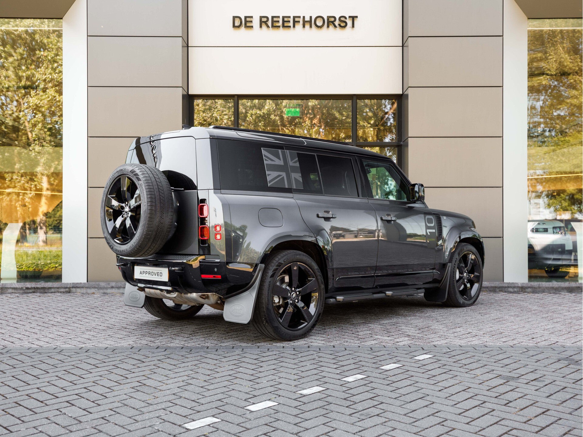 Land Rover Defender 110 2.0 P300e 110 X-Dynamic HSE - Afbeelding 2
