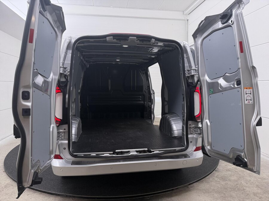 Volkswagen Bedrijfswagens Transporter 2.0 TDI L1H1 28 Bulli