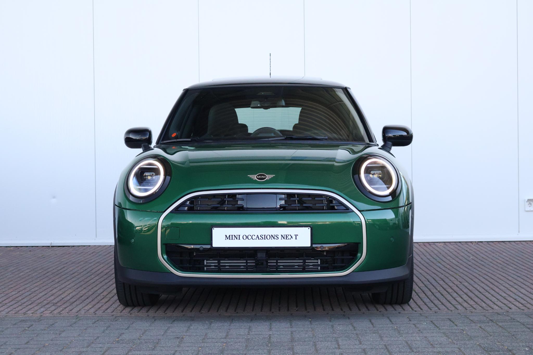 MINI 3-Deurs 1.5 Cooper C Blackyard - Afbeelding 2