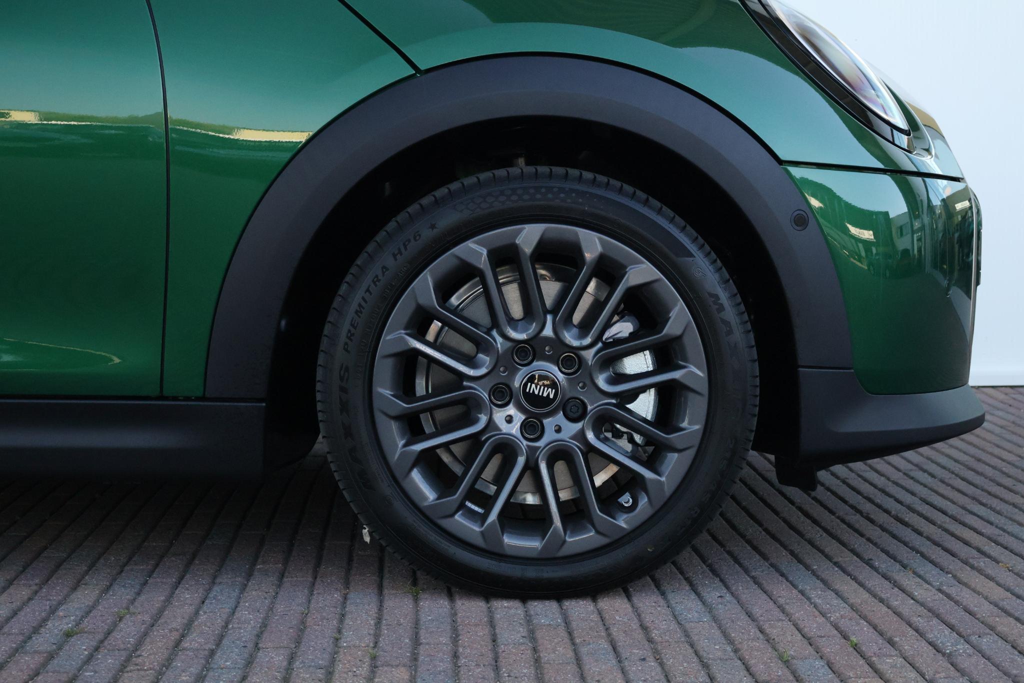 MINI 3-Deurs 1.5 Cooper C Blackyard - Afbeelding 4