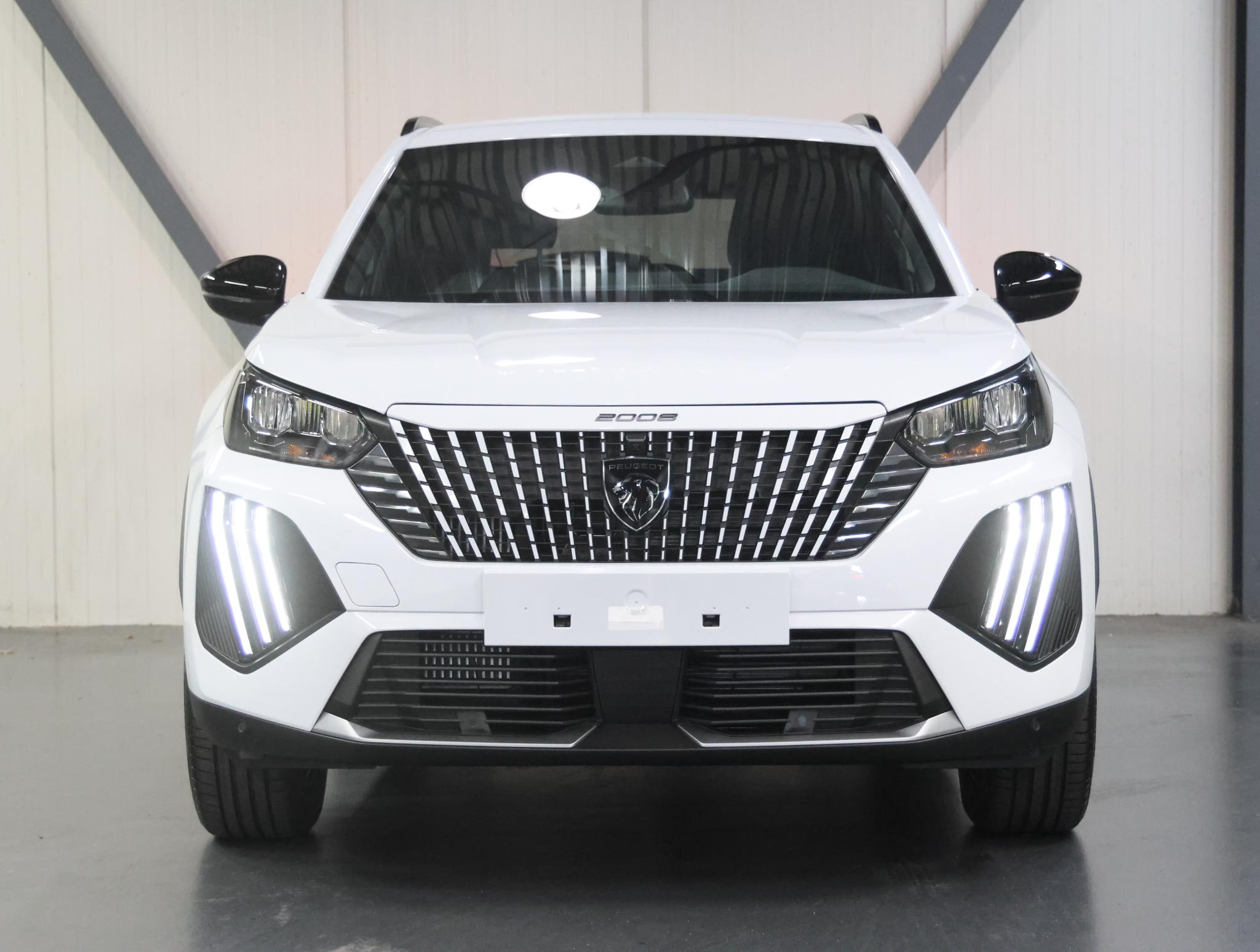 Peugeot 2008 1.2 Hybrid 145 Allure - Afbeelding 4