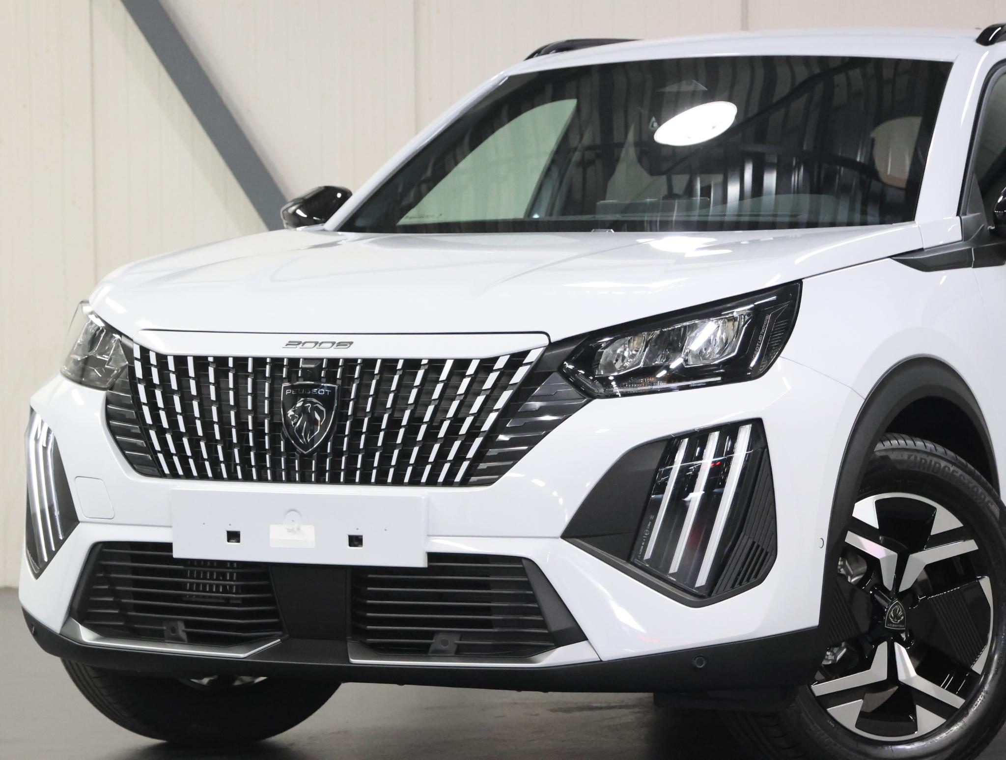 Peugeot 2008 1.2 Hybrid 145 Allure - Afbeelding 5