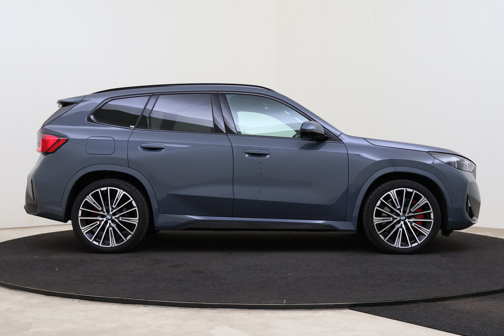 BMW X1 7