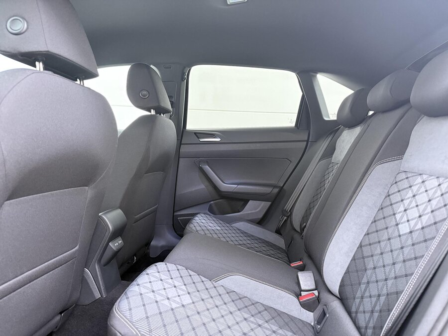 Volkswagen Taigo 1.0 TSI R-Line