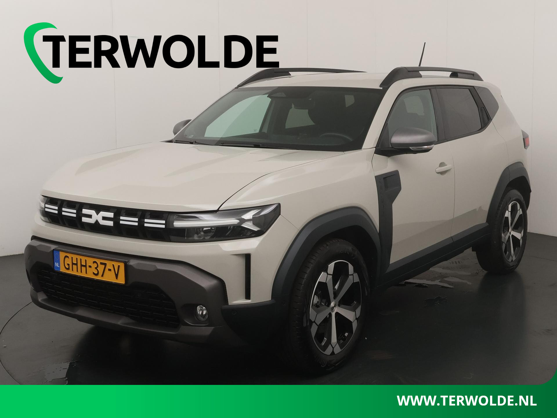 Dacia Duster journey hybrid 140