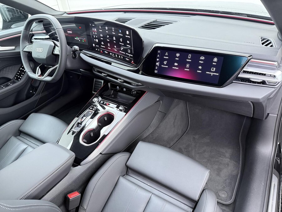 Audi A6 Avant 2.0 e-hybrid Quattro S-line