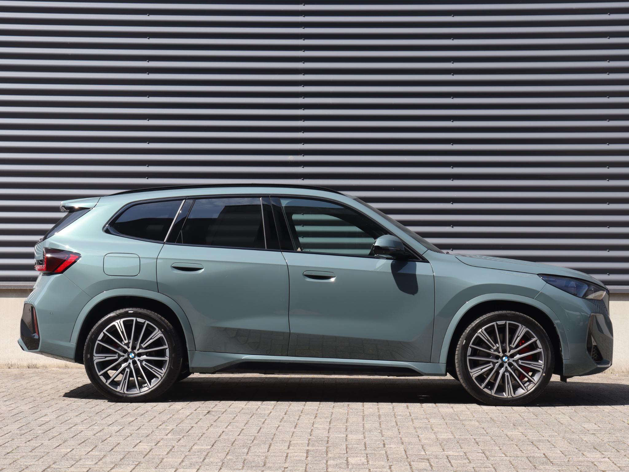 BMW iX1 eDrive20 - Afbeelding 5