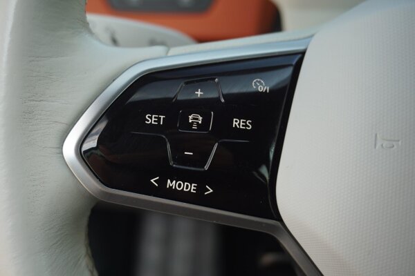 cruise control adaptief met Stop&Go cruise control adaptief met Stop&Go