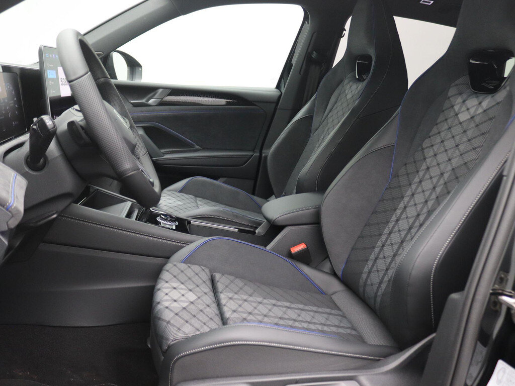 Volkswagen Tiguan 1.5 eHybrid R-Line Edition 272PK DSG Panoramadak, Trekhaak, 360gr. Camera, Black Style, 20" LM Velgen, Head-Up Display, Harman Kardon Audio, Elektr. Achterklep - Bild 5