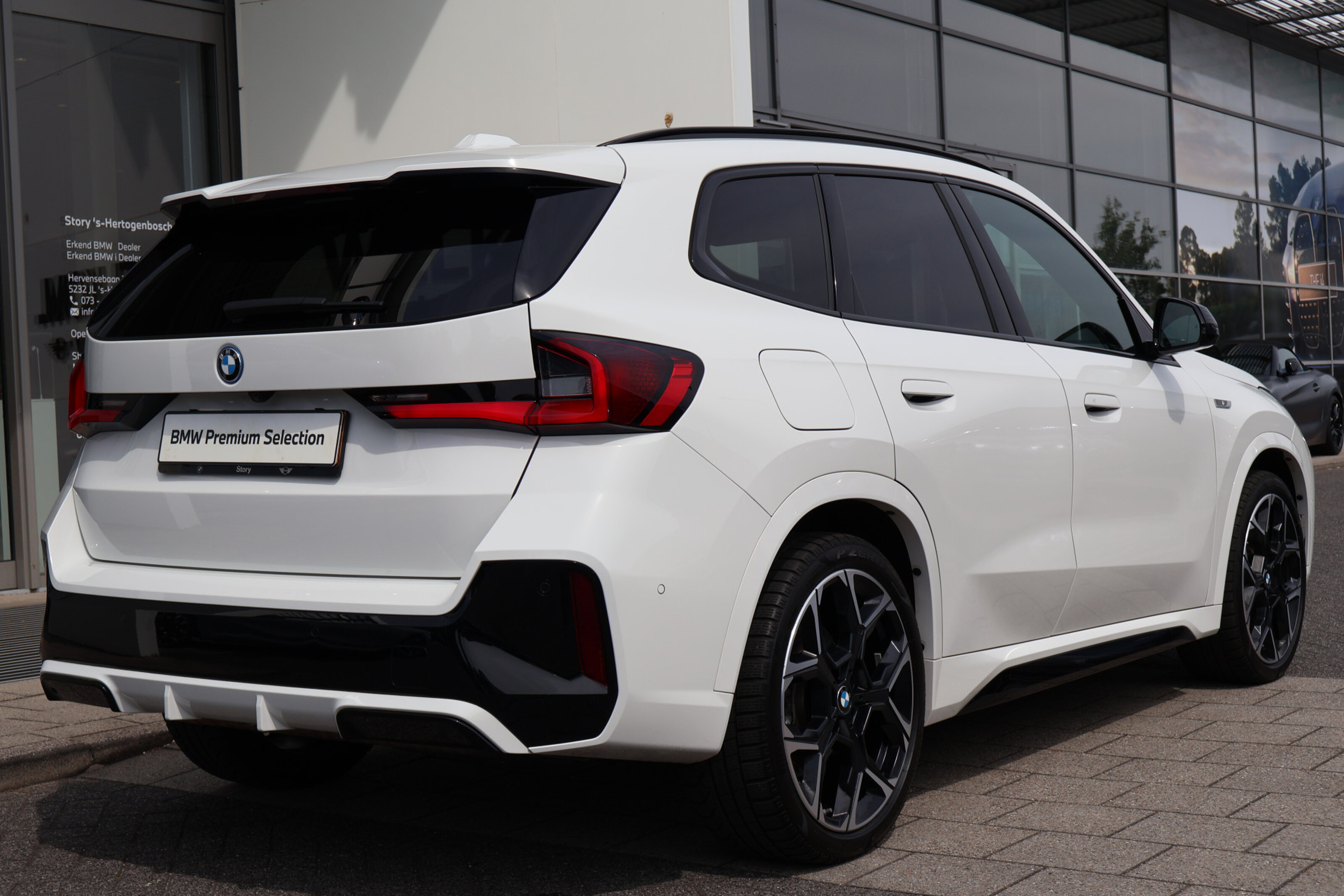 BMW X1 6
