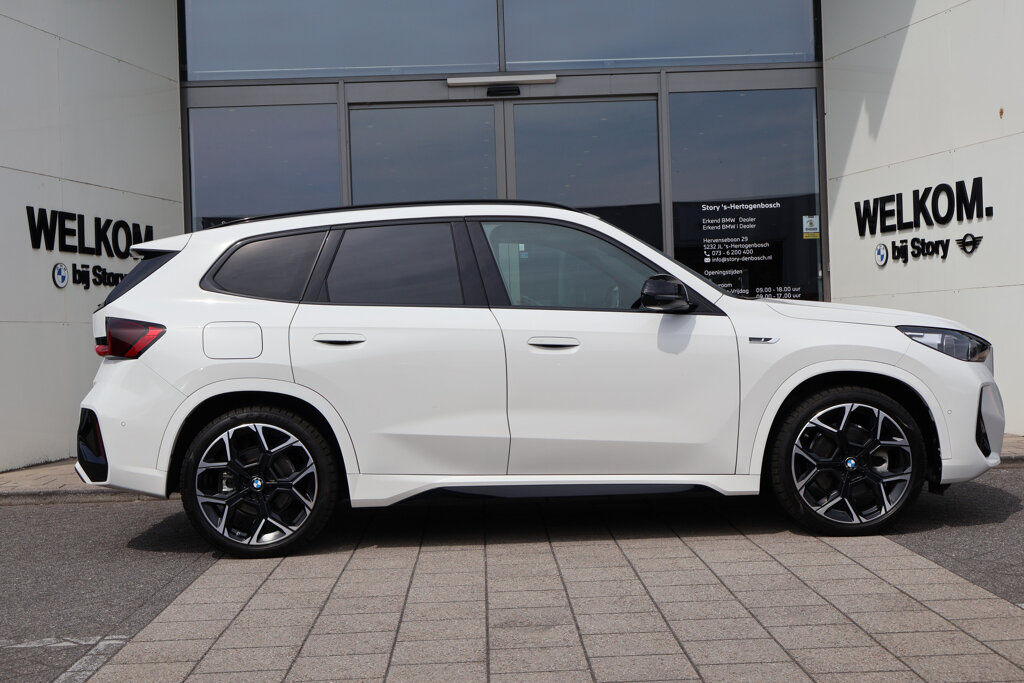 BMW X1 7
