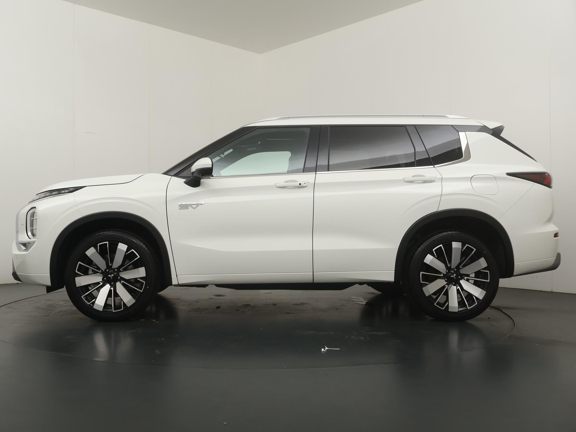 Mitsubishi Outlander 2.4 PHEV Instyle+ - Afbeelding 2